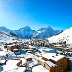 Mercure Les Deux-alpes 1800 호텔 4*