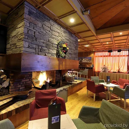 Готель Mercure Les Deux-alpes 1800 Ле-дез-Альп